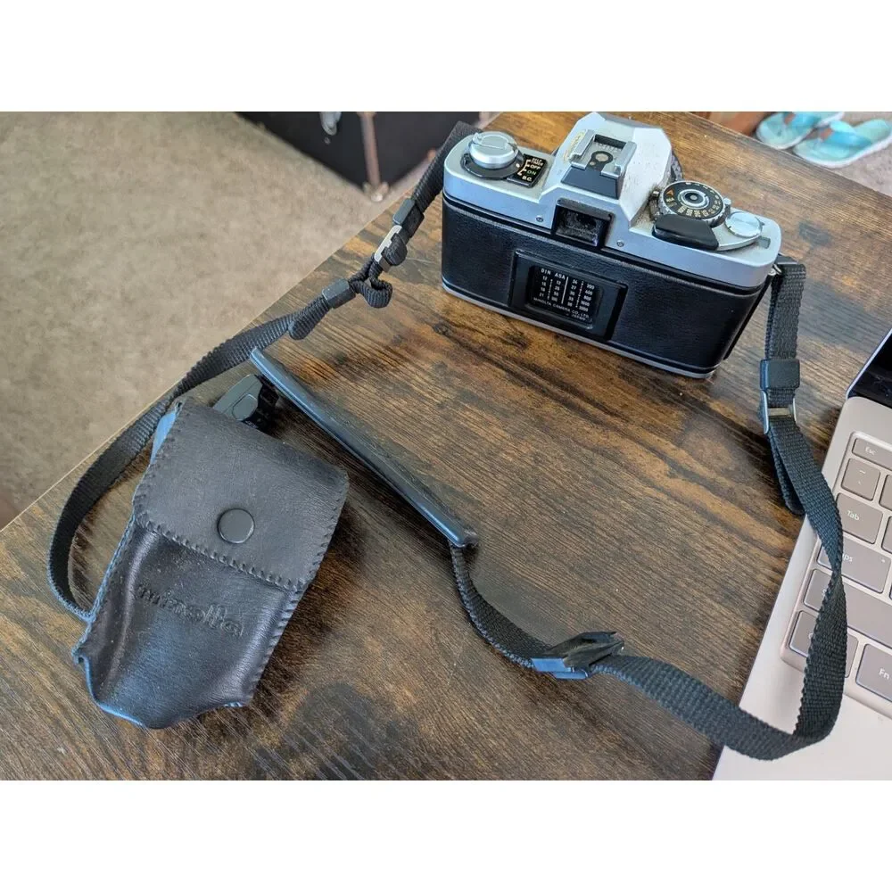 Vintage 1970 Minolta XG-9 35 mm film SLR camera MD Rokkor 50 mm f/1.7 lens AS IS